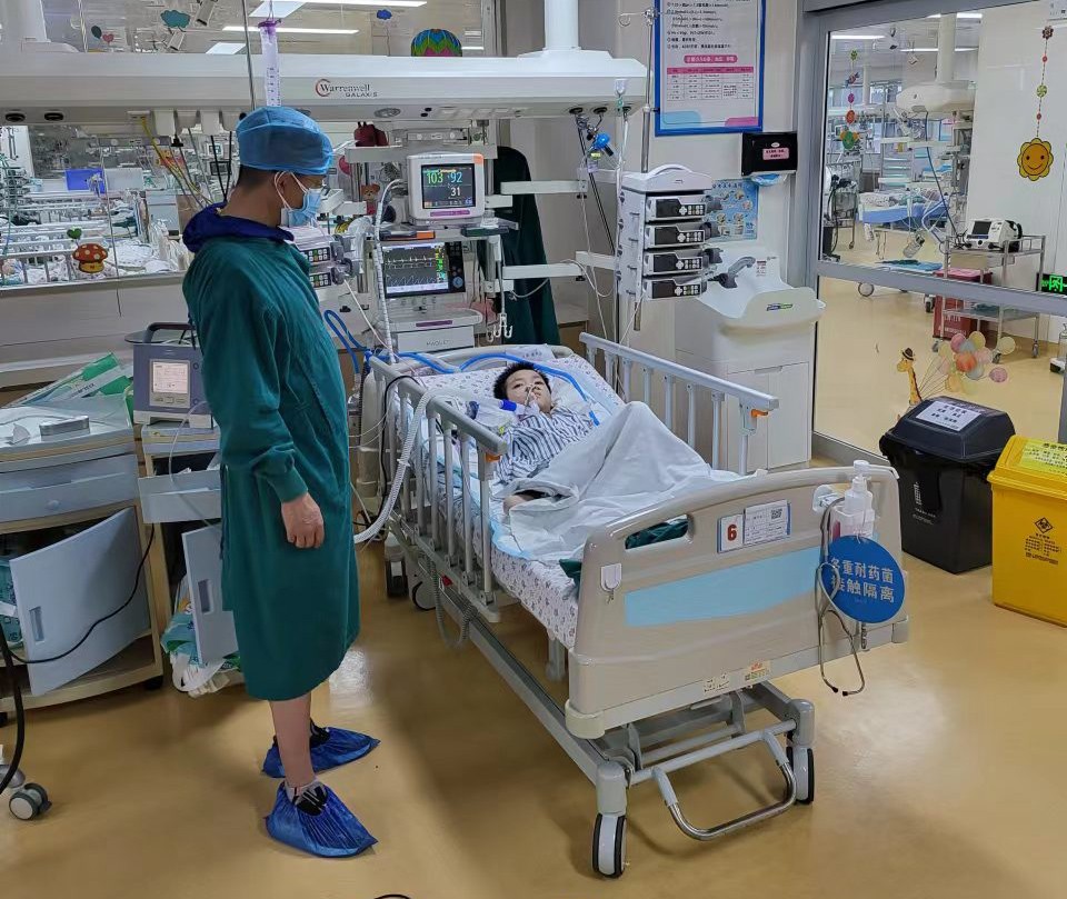 措美县跨省救护车出租公司